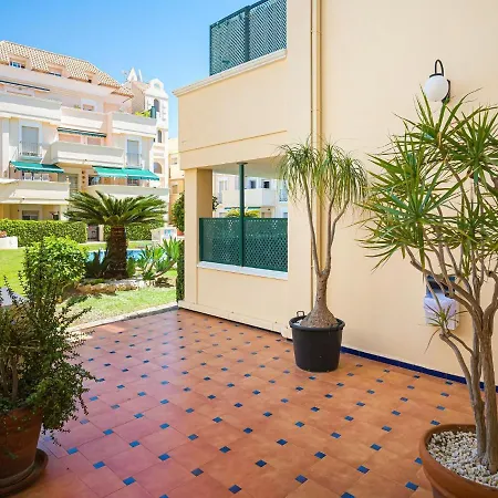 With Pool In Urb Medina Del Sol Apartment *