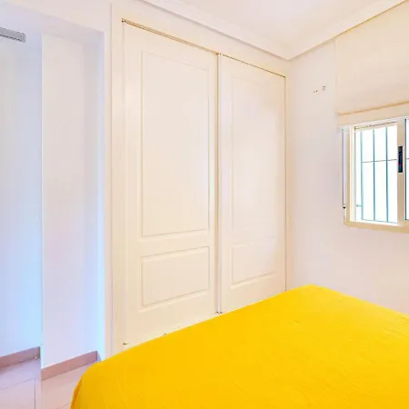 With Pool In Urb Medina Del Sol Apartment